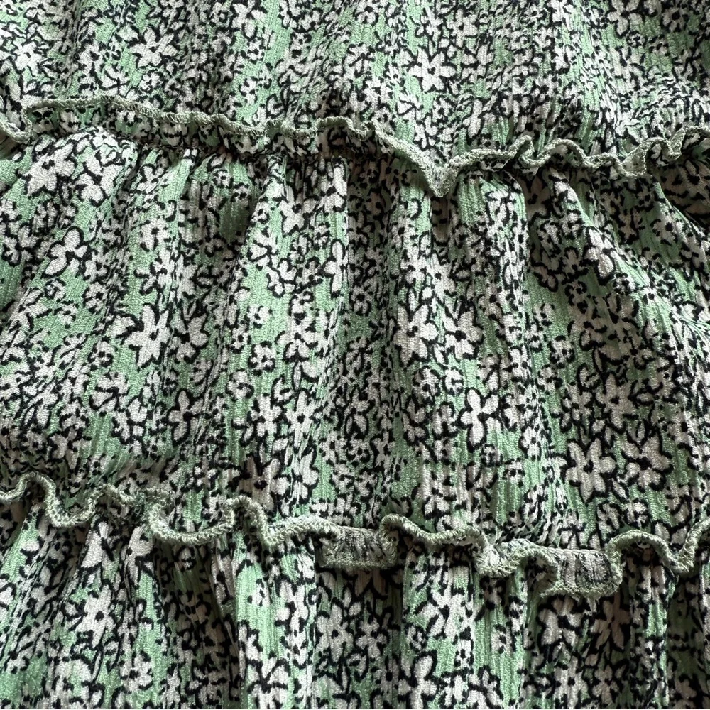 Zara Kids Green & White Textured Floral Skirt / Skort  {10}